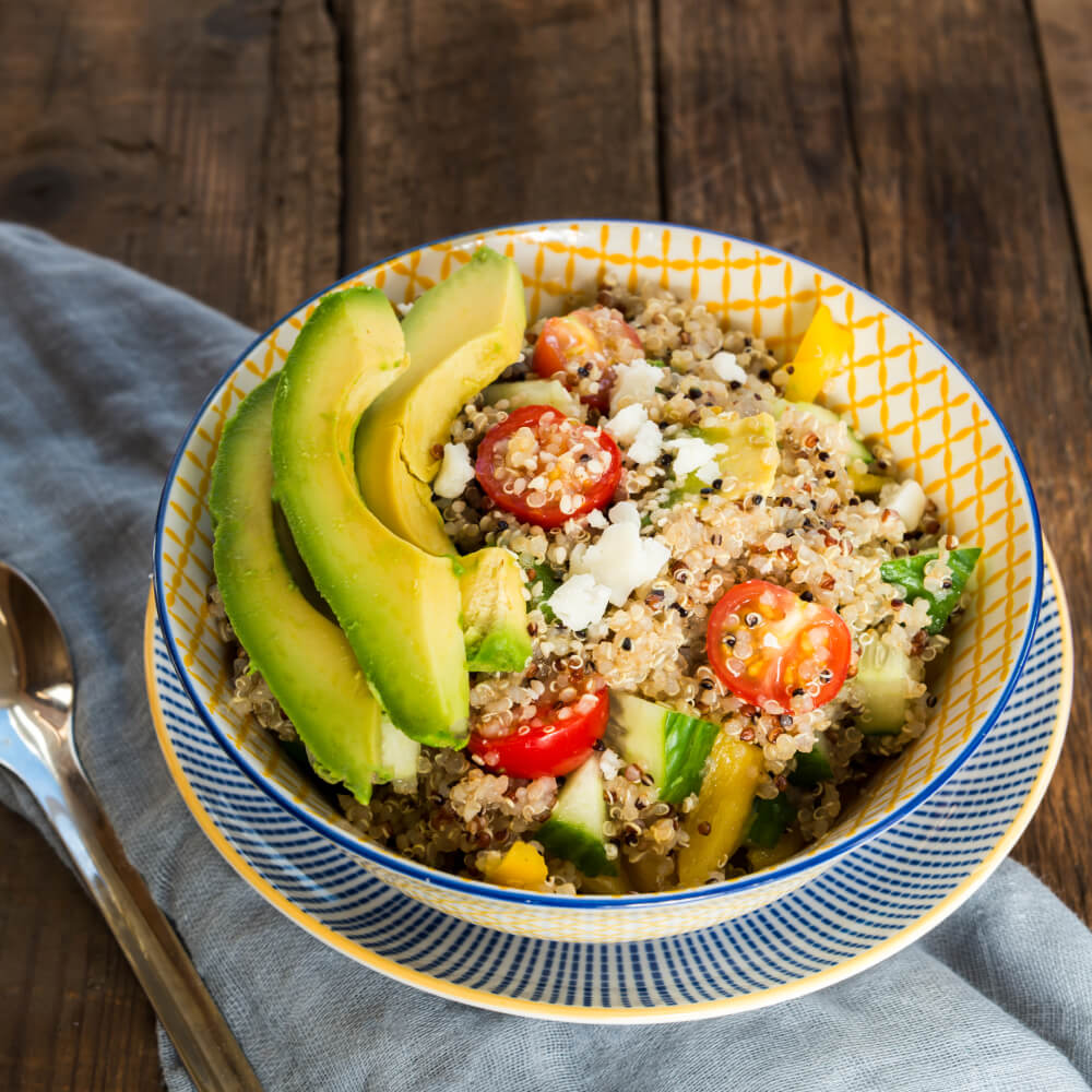 Featured image for “Avokadolu Salata Sosu – Avokadolu Kinoa Bowl”