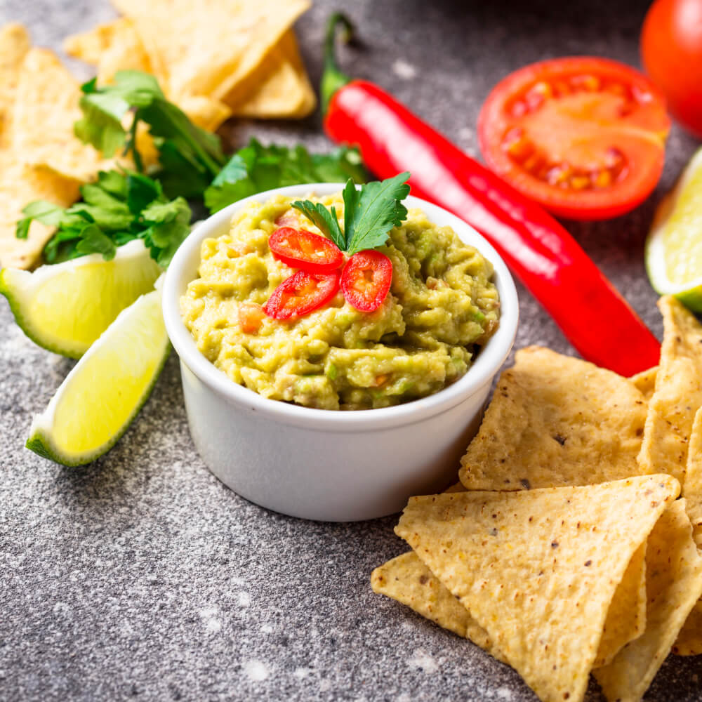 Featured image for “Yeşil Jalapeno Sos ile Taze Guacamole Bowl”